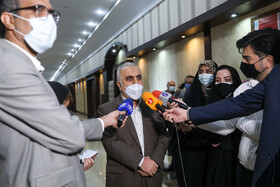 نشست هم اندیشی کارآفرینان و تولیدکنندگان با وزیر اقتصاد