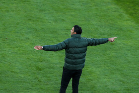 سبک "تیکی تاکای" پپ یا سبک "توپ‌گرای" کی‌روش؟