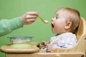 بررسی نقش مادران در تغذیه کودک و پیشگیری از عادت های بدغذایی
