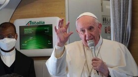 پیام پاپ برای رئیس جمهور عراق/پاپ: آیت‌الله سیستانی گفت ۱۰ سال است با افراد سیاسی دیدار نمی‌کند