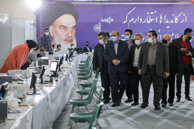 بازدید عیسی فرهادی، فرماندار تهران از روند ثبت نام حضوری داوطلبین  ششمین دوره انتخابات شورای شهر تهران 