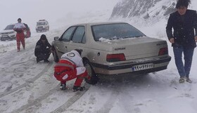 امدادرسانی هلال‌احمر به ۴۶۳ نفر در راه ماندگان ناشی از برف و کولاک زنجان