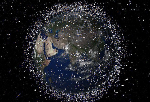ارسال ماهواره‌ جمع‌کننده‌ زباله‌های فضایی به فردا موکول شد