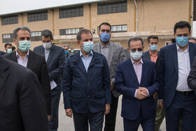 بازدید معاون اول رییس‌جمهور از یک واحد تولیدی تخم‌مرغ و یک دامداری در شهرستان ری