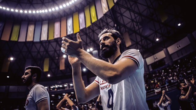 سعید معروف و سید محمد موسوی در جمع ۱۰۰ بازیکن الهام بخش والیبال جهان + عکس