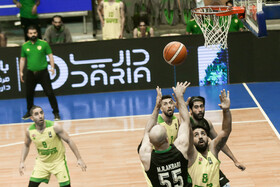 دیدار تیم های بسکتبال نفت آبادان و ذوب آهن اصفهان