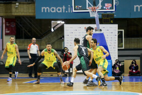 دیدار تیم های بسکتبال نفت آبادان و ذوب آهن اصفهان