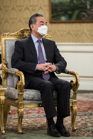 دیدار وانگ ئی وزیر امور خارجه چین با حسن روحانی، رییس جمهوری