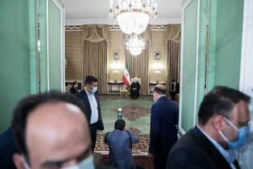 در حاشیه دیدار وانگ ئی وزیر امور خارجه چین با حسن روحانی، رییس جمهوری