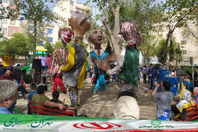 اکران دیوارنگاری و کوچه‌رنگی در معابر شاخص منطقه ۱۸ تهران