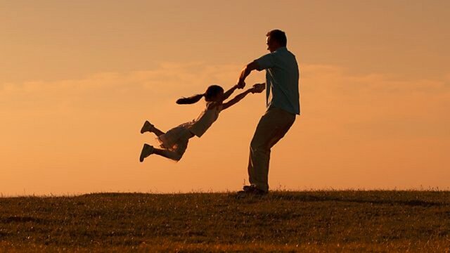توصیه‌هایی به پدرها و دخترها برای رابطه بهتر