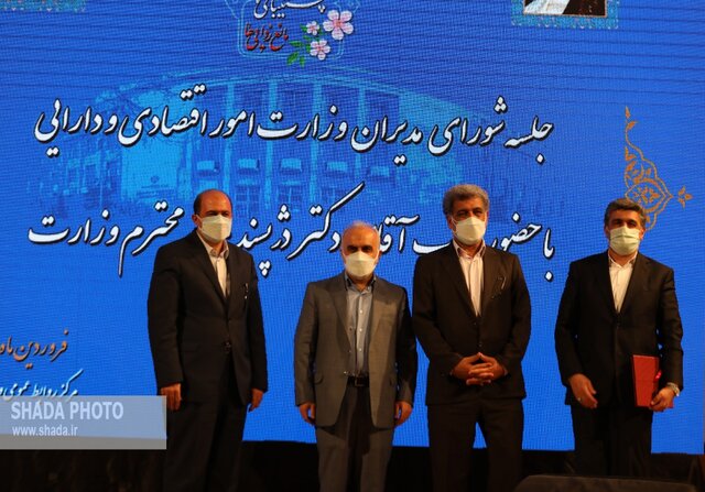 بانک صادرات ایران بر سکوی نخست واگذاری اموال مازاد بانک صادرات ایران بر سکوی نخست واگذاری اموال مازاد