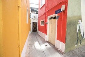 زیباسازی بافت فرسوده با ایجاد کوچه های رنگی