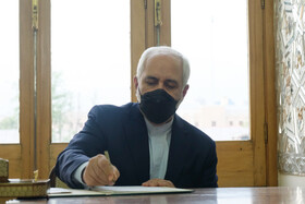 ظریف در گذشت خبرنگار ایسنا را تسلیت گفت