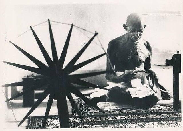 عکسی که ۲ سال قبل از ترور گاندی به ثبت رسید