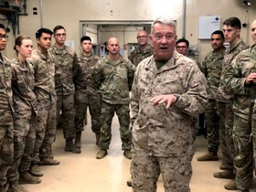 تردید فرمانده سنتکام نسبت به طالبان/ تمام پیمانکاران آمریکایی افغانستان را ترک می‌کنند