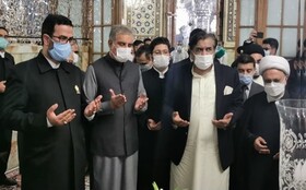 حضور وزیر امور خارجه پاکستان در حرم امام رضا (ع) 