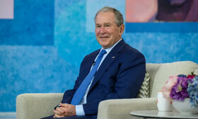جورج بوش: گویی جمهوری‌خواهان دلشان می‌خواهد منقرض شوند