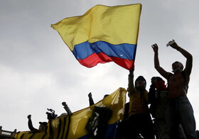 رئیس جمهور کلمبیا از برنامه اصلاح مالیاتی صرف‌نظر کرد
