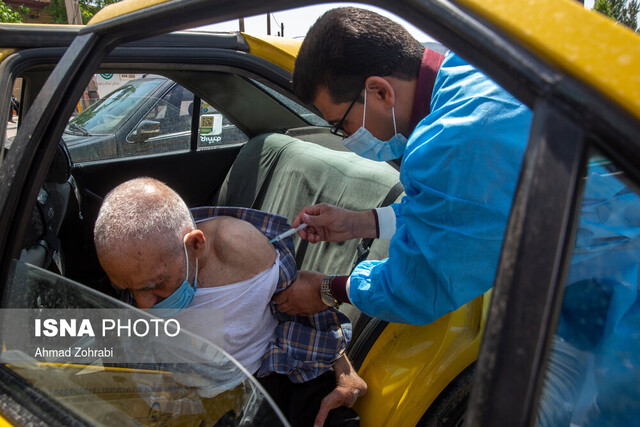 واکسیناسیون 70 ساله های قم، مجددا آغاز شد