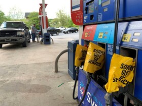خرید وحشت زده و کمبود بنزین در کرانه شرقی آمریکا