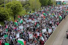 آمریکایی‌های معترض به سیاست‌های واشنگتن در قبال تل‌آویو، بایدن را هو کردند