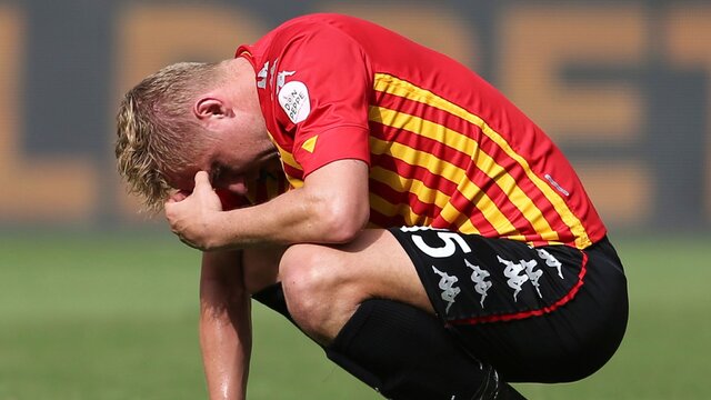 سفر با اتوبوس جریمه تیمی که از سری A سقوط کرد