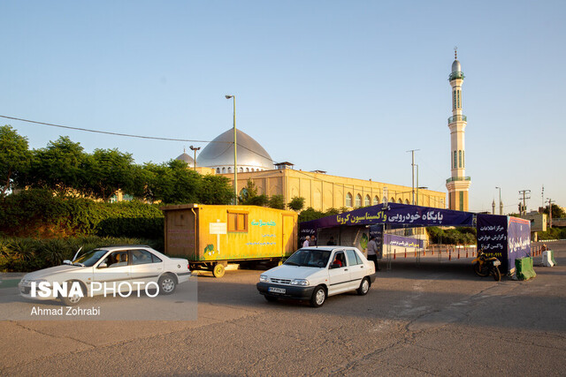 واکسیناسیون ‌کرونای رانندگان حمل و نقل عمومی قم آغاز شد

