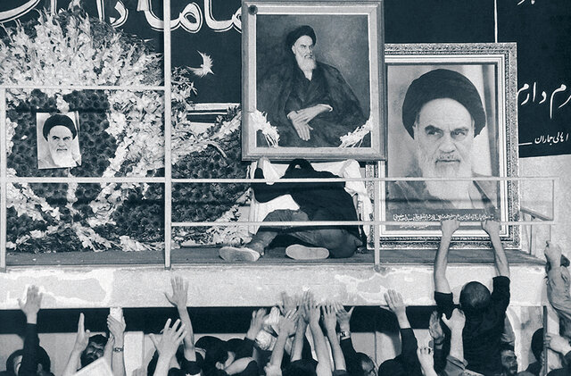 تاکید امام خمینی (ره) بر تحقق عدالت تا وصیت‌نامه ادامه داشت