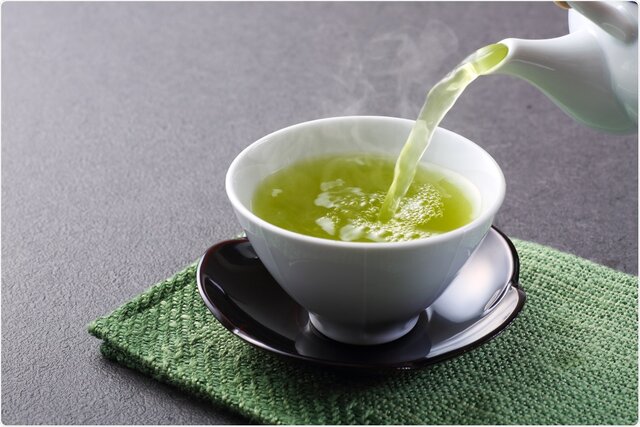 مقابله با کووید-۱۹ به کمک یک ترکیب موجود در چای سبز