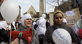 پیش‌بینی نخست‌وزیر چک از وضعیت مسلمانان در سوئد و هلند