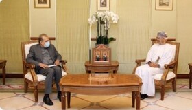 دیدار دستیار ظریف با وزیر خارجه عمان