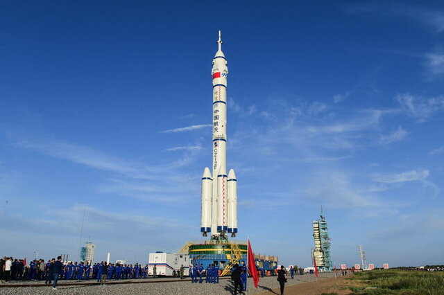 چین فردا 3 فضانورد به ایستگاه فضایی در حال ساخت خود می‌فرستد