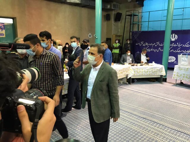 آخوندی رای داد