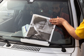 کاروان خودرویی مردم قم به مناسبت پیروزی ابراهیم رئیسی در انتخابات