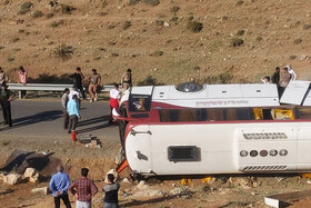 روایات، ابهامات و مطالبات حادثه "اتوبوس خبرنگاران"