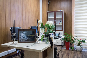 محل کار ریحانه یاسینی خبرنگار ایرنا که در حادثه واژگونی اتوبوس حامل خبرنگاران جان باخت