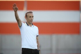 گل‌محمدی در بازی با فولاد محروم است