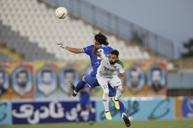 آبی‌ها از قهرمانی دورتر شدند/ رکورد شکست ناپذیری منصوریان در آلومینیوم حفظ شد