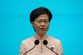 رئیس اجرایی هنگ کنگ: والدین، آنهایی را که نقض قانون می‌کنند گزارش دهند