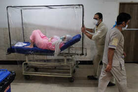 نفس تنگ کرونایی‌ها در راهروهای گرم بیمارستان برازجان