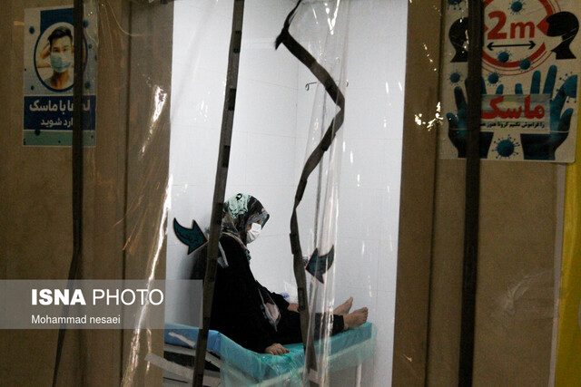 عکس آرشیوی است. طغیان کرونا در فسا/درخواست تعطیلی عمومی