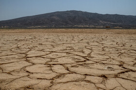تالاب گاوخونی در روزگار خشکی!