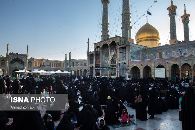 اعلام برنامه‌های روز عرفه در حرم بانوی کرامت و مسجد جمکران