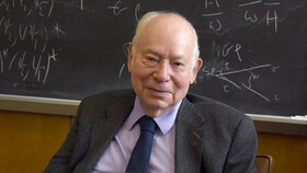 فیزیکدان مشهور آمریکایی و برنده جایزه نوبل درگذشت