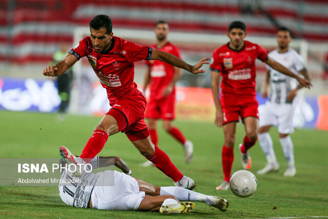 پرسپولیس قهرمان لیگ برتر شد / شاگردان یحیی بر بام فوتبال ایران