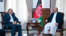 دیدار نماینده وزارت خارجه در امور افغانستان با حنیف اتمر در کابل