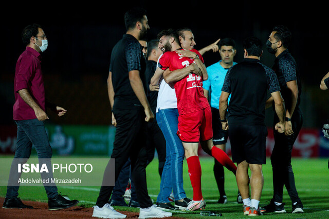 گلمحمدی: با تمام توطئهها و نقشهها قهرمان شدیم!/ سختترین و با ارزشترین قهرمانی ما بود گلمحمدی: با تمام توطئهها و نقشهها قهرمان شدیم!/ سختترین و با ارزشترین قهرمانی ما بود