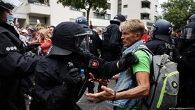 دستگیری ۶۰۰ نفر در جریان اعتراضات کرونایی در برلین