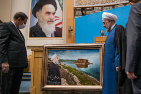 حسن روحانی، رئیسجمهوری، دوشنبه ۱۱ مرداد در آخرین ساعات کاری دولت دوازدهم، با مدیران ارشد این دولت در محل سالن اجلاس سران دیدار کرد.